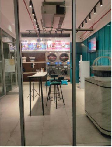 H&F Homestay The Two Owls Nest Aeropod Sovo Studio Room - 2 Queen Bed - Near Airport - Free Parking كوتا كينابالو المظهر الخارجي الصورة